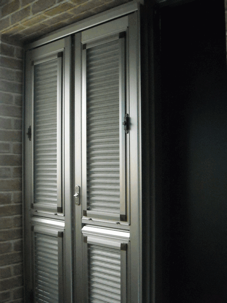 ルーバ-脱着イメージ